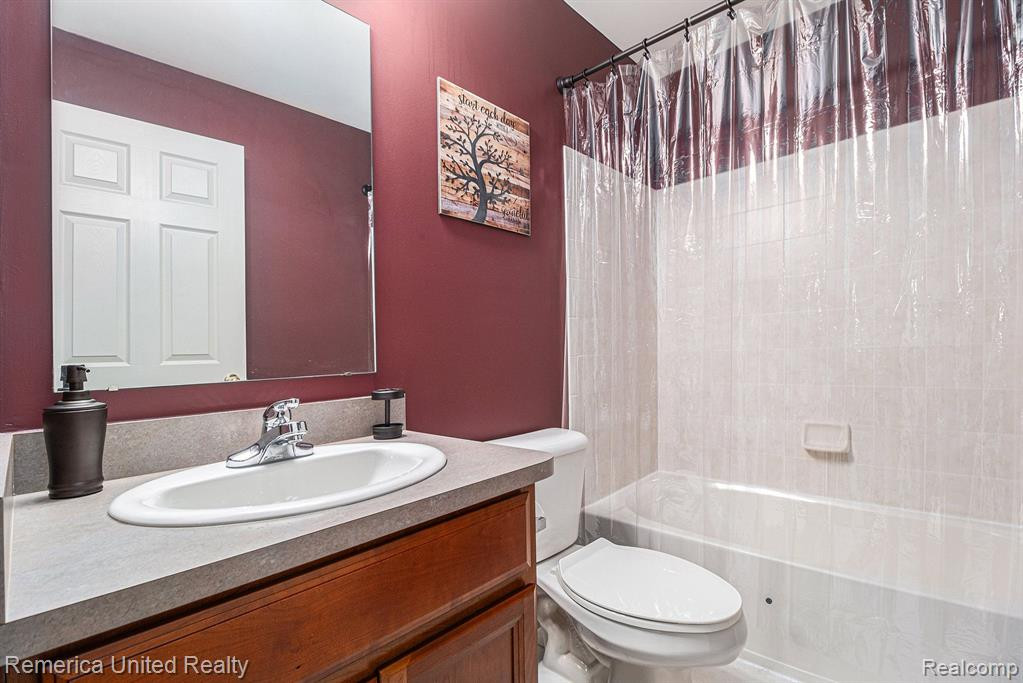 23104 ALEXA Drive, Walled Lake, MI 48390 — Photo 20