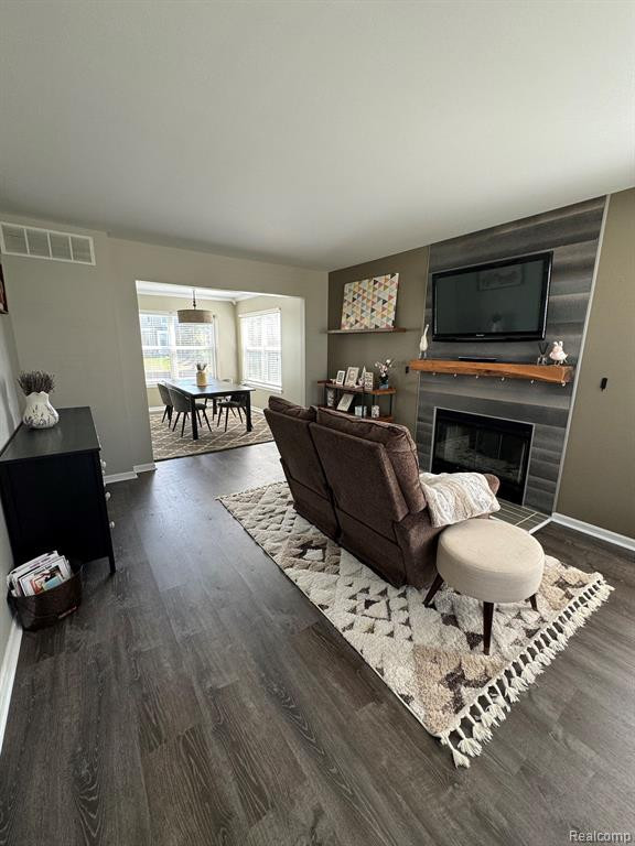 964 S PARKWOOD Drive, South Lyon, MI 48178 — Photo 9
