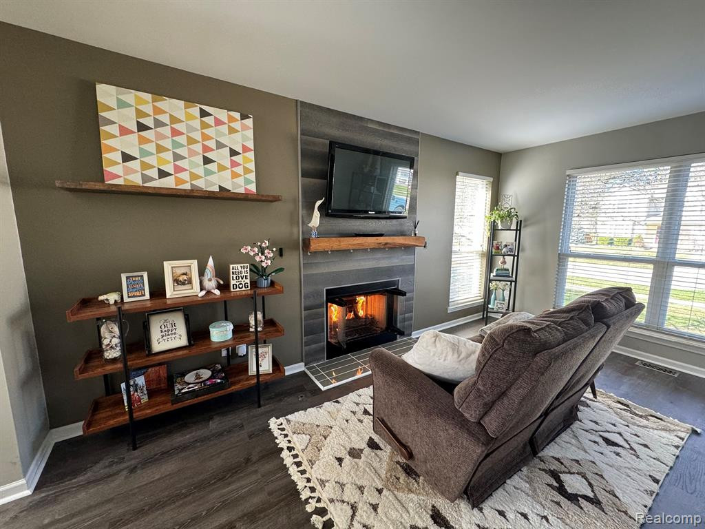 964 S PARKWOOD Drive, South Lyon, MI 48178 — Photo 10