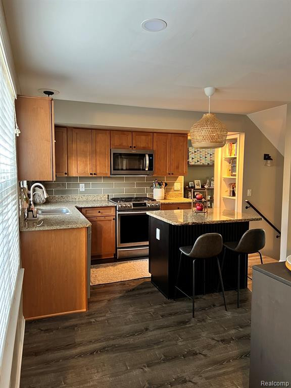 964 S PARKWOOD Drive, South Lyon, MI 48178 — Photo 13