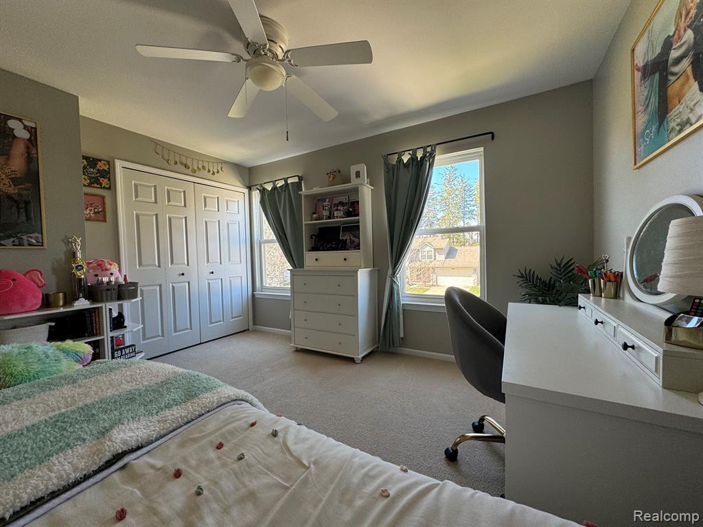 964 S PARKWOOD Drive, South Lyon, MI 48178 — Photo 32
