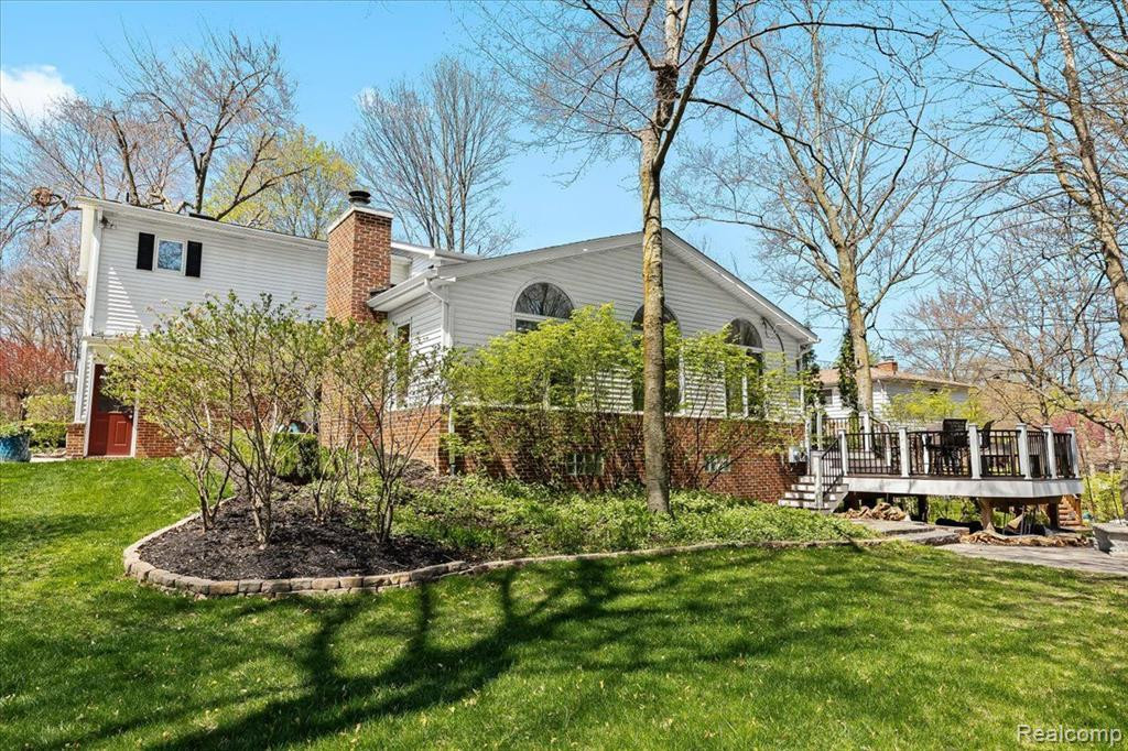 1012 GRACE Court, Northville, MI 48167 — Photo 24