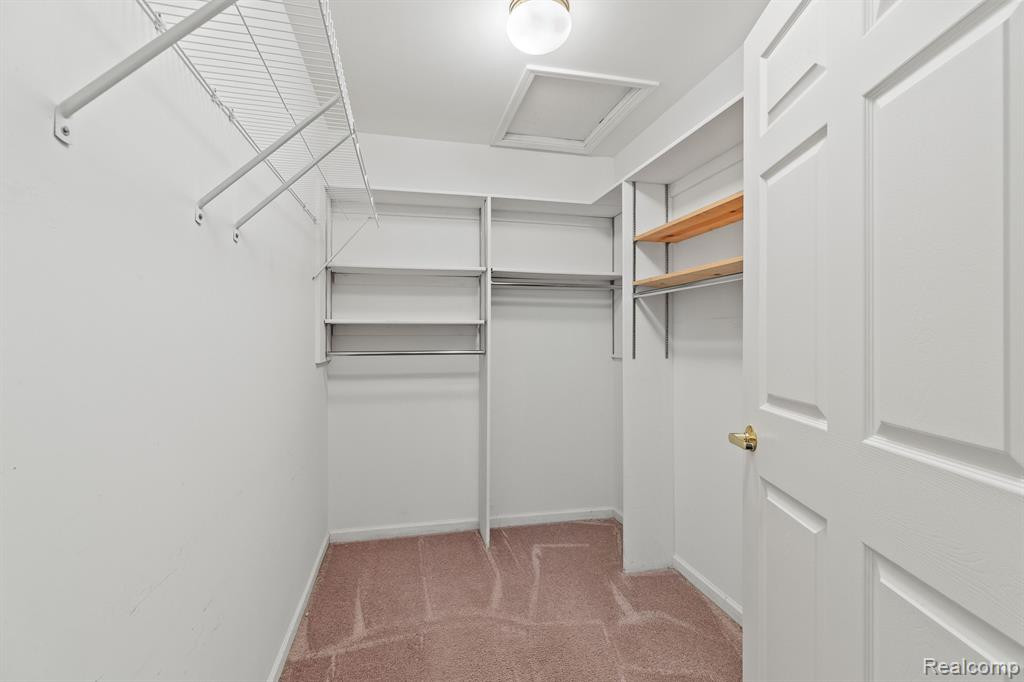 21413 ARCHWOOD Circle, 27, Farmington Hills, MI 48336 — Photo 17