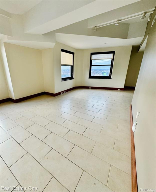 10 Witherell st #2803, Detroit, MI 48226 — Photo 6
