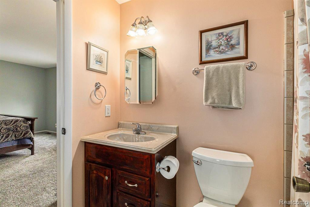 44736 HUNTINGTON Drive, Novi, MI — Photo 17