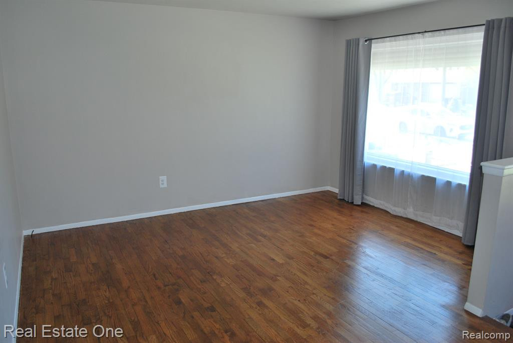 10203 VAN BUREN Street, Van Buren, MI 48111 — Photo 4
