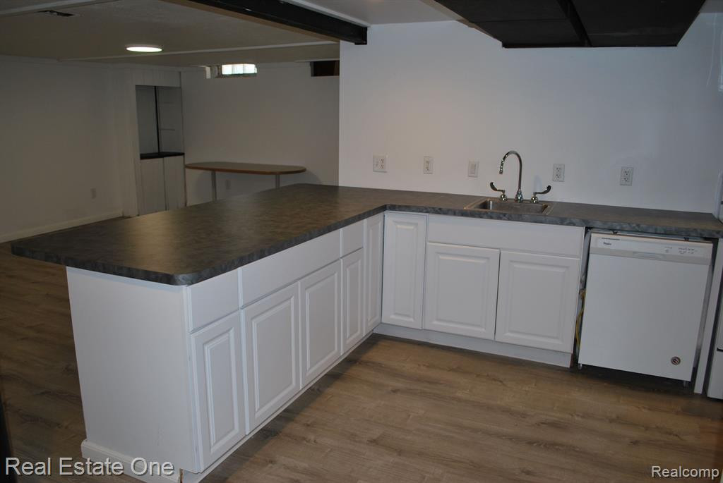 10203 VAN BUREN Street, Van Buren, MI 48111 — Photo 17