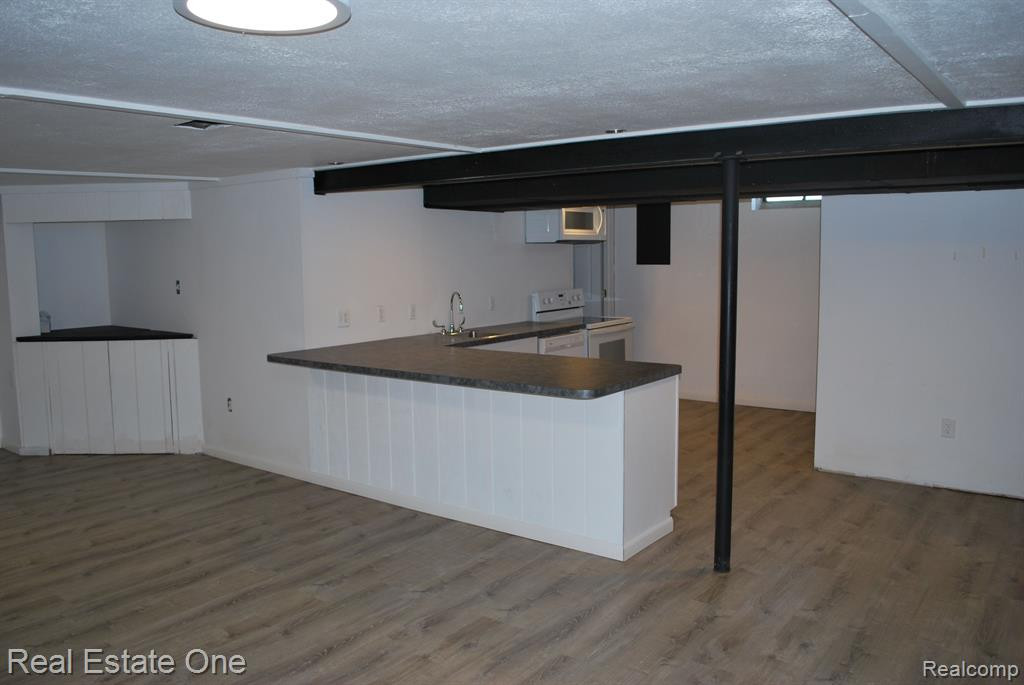 10203 VAN BUREN Street, Van Buren, MI 48111 — Photo 19