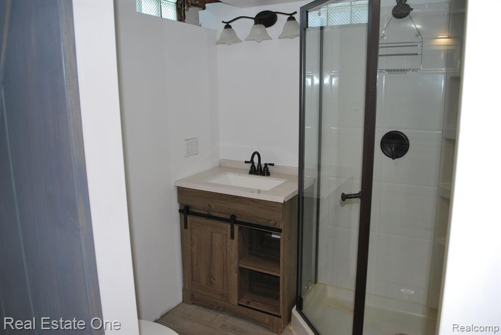 10203 VAN BUREN Street, Van Buren, MI 48111 — Photo 23