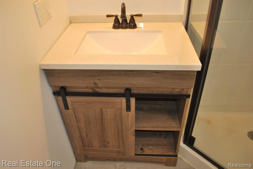 10203 VAN BUREN Street, Van Buren, MI 48111 — Photo 25