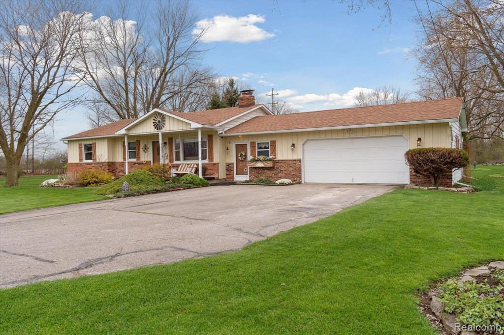 5118 W STANLEY Road, Mount Morris, MI 48458 — Photo 3