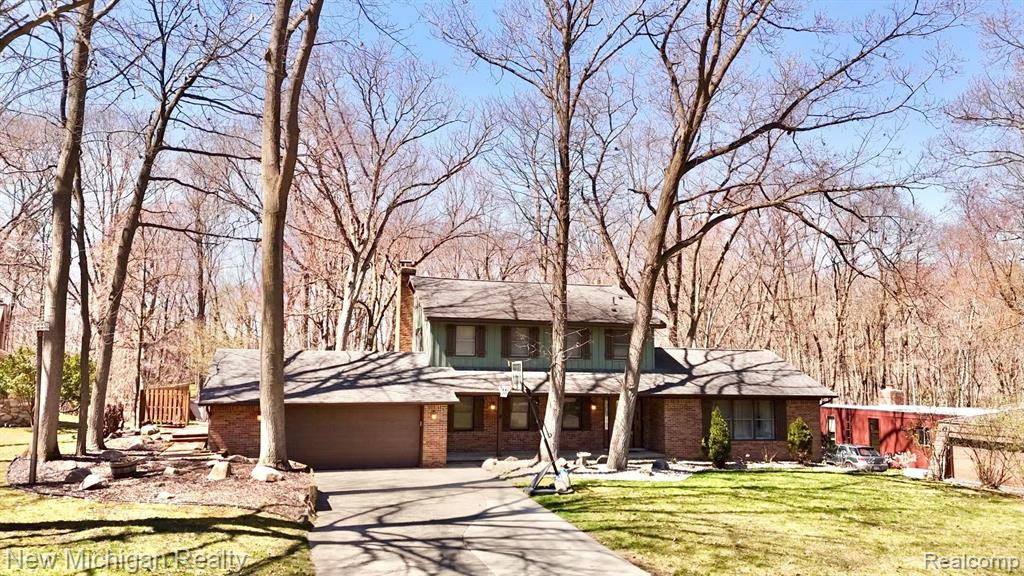 5289 CONESTOGA Drive, Flushing, MI 48433 — front exterior