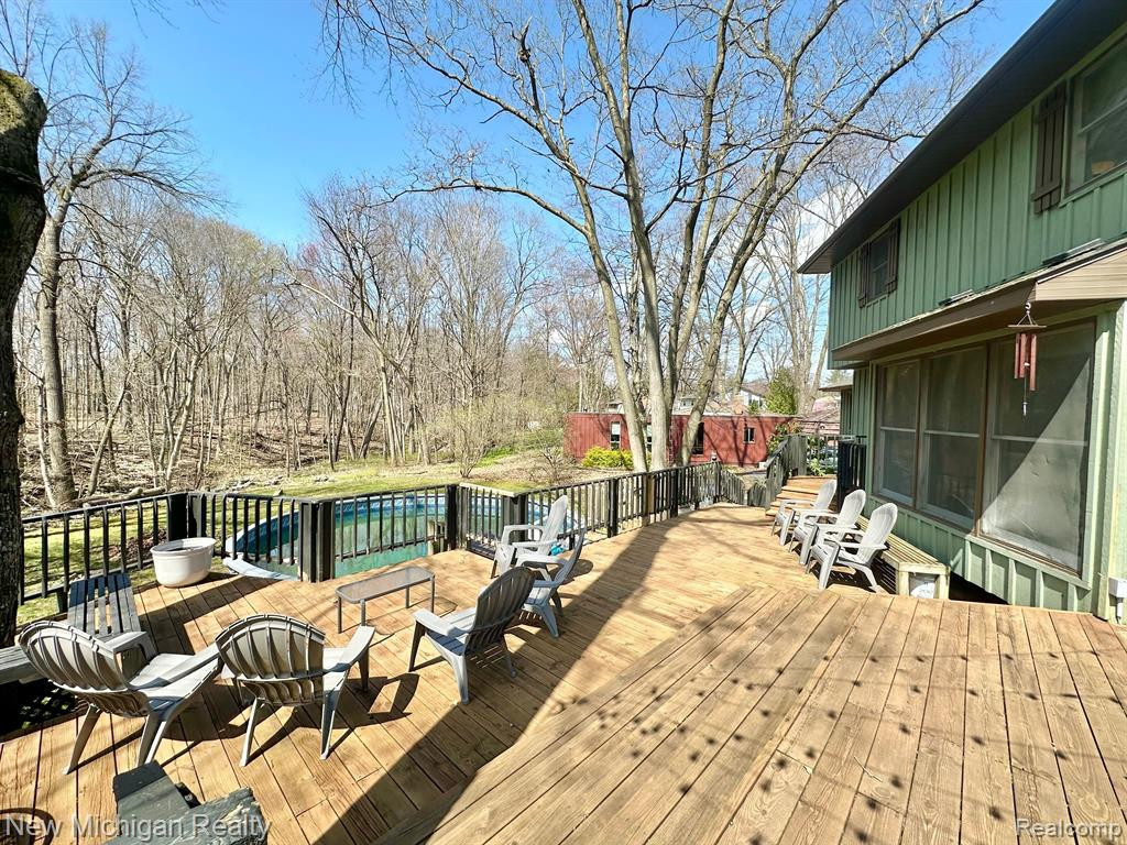 5289 CONESTOGA Drive, Flushing, MI 48433 — Photo 16