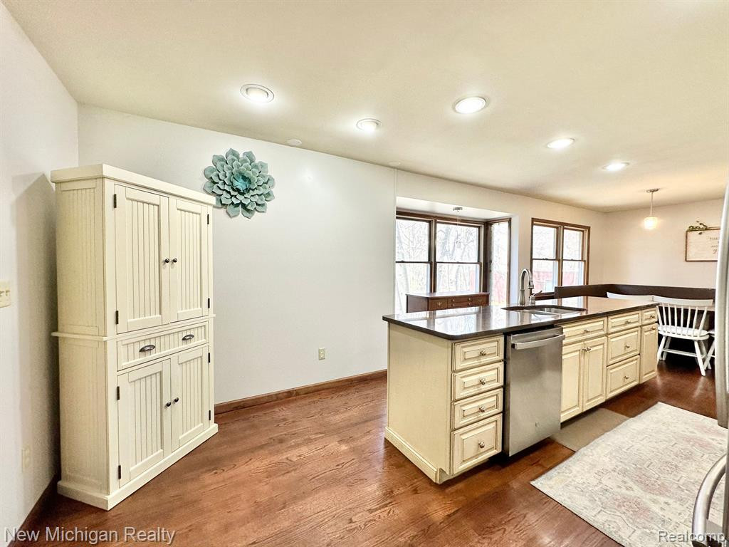 5289 CONESTOGA Drive, Flushing, MI 48433 — Photo 26