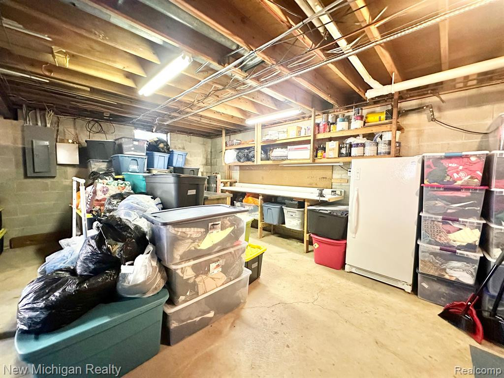 5289 CONESTOGA Drive, Flushing, MI 48433 — Photo 50