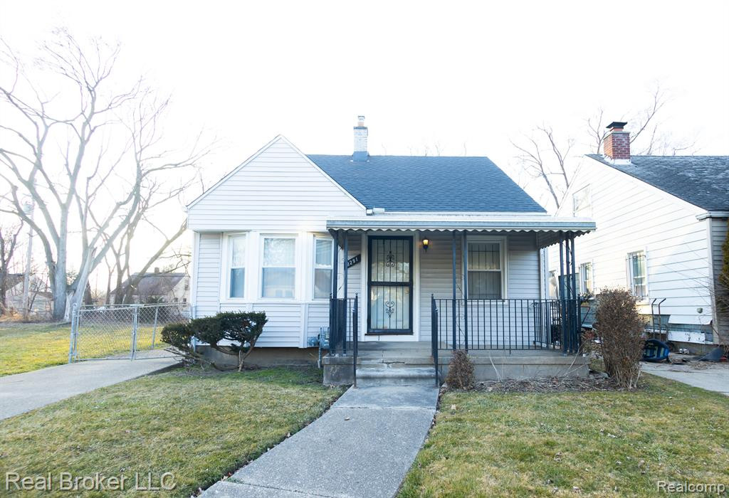 8291 LAUDER Street, Detroit, MI 48228 — front exterior