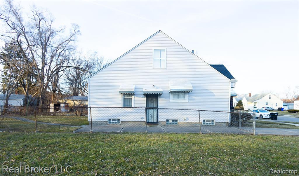 8291 LAUDER Street, Detroit, MI 48228 — Photo 3
