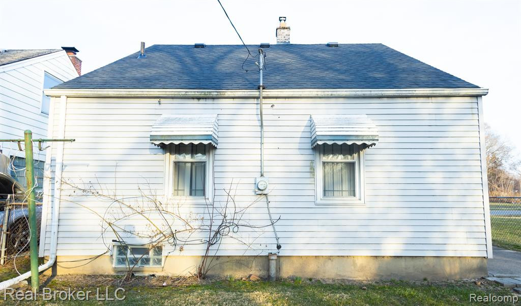 8291 LAUDER Street, Detroit, MI 48228 — Photo 4