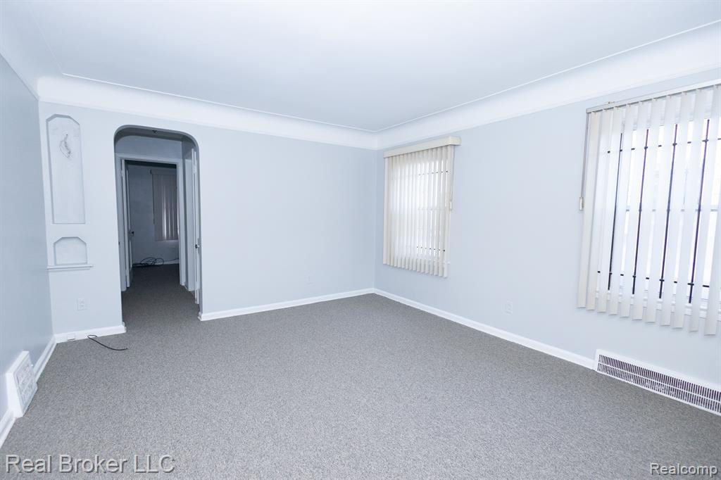 8291 LAUDER Street, Detroit, MI 48228 — Photo 7
