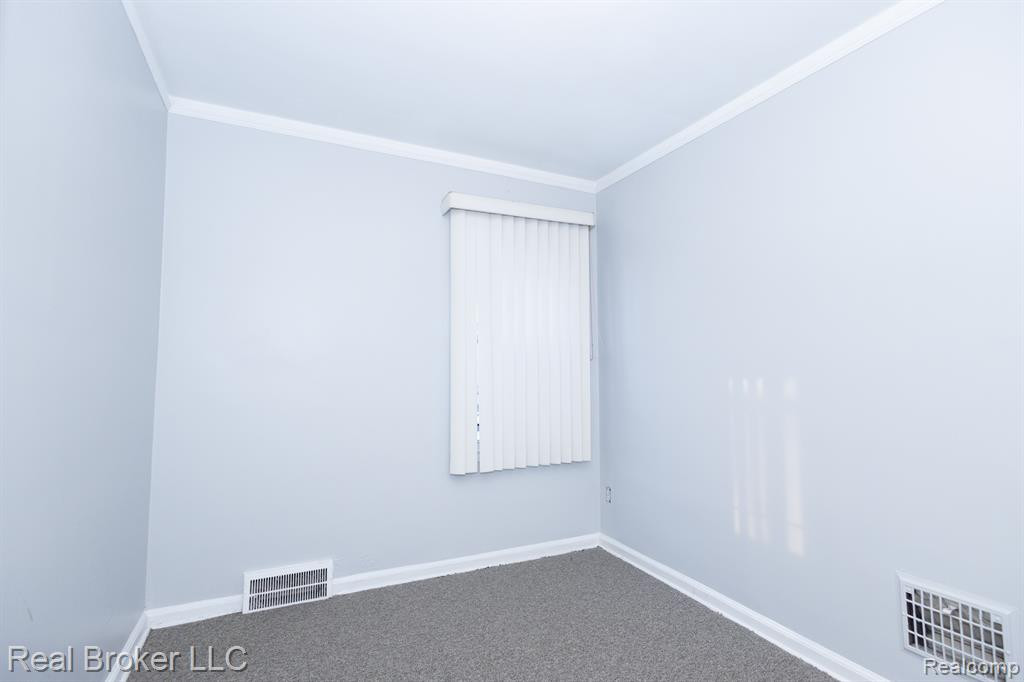 8291 LAUDER Street, Detroit, MI 48228 — Photo 21