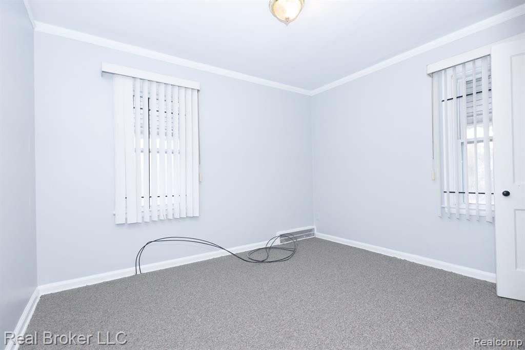 8291 LAUDER Street, Detroit, MI 48228 — Photo 24