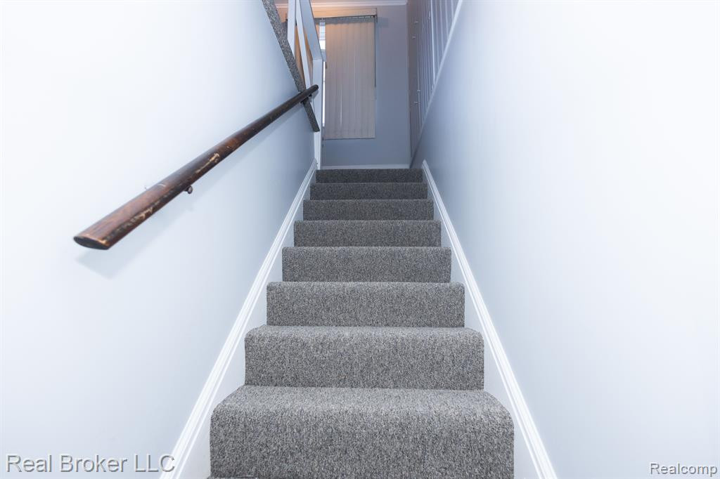 8291 LAUDER Street, Detroit, MI 48228 — Photo 39