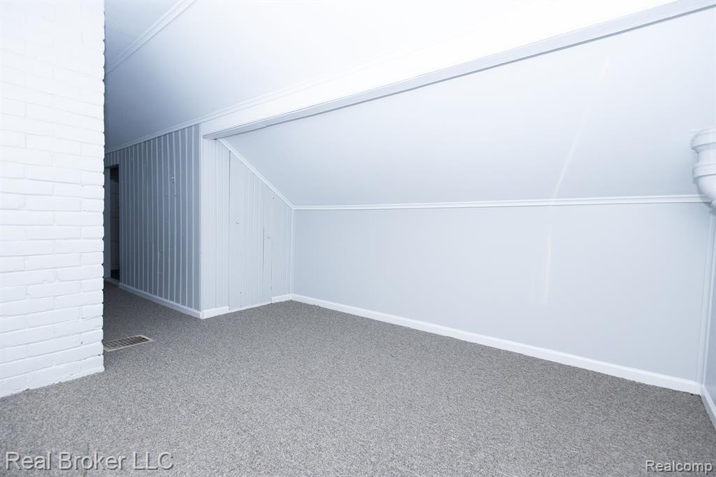 8291 LAUDER Street, Detroit, MI 48228 — Photo 44