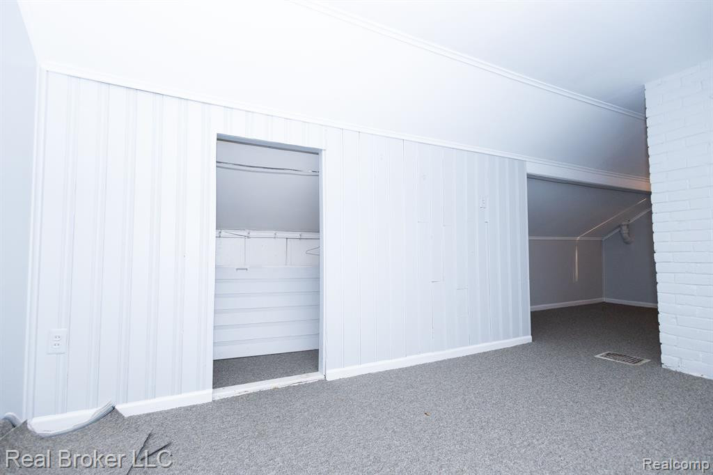 8291 LAUDER Street, Detroit, MI 48228 — Photo 47