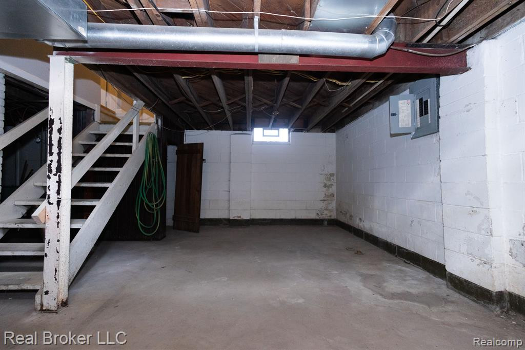 8291 LAUDER Street, Detroit, MI 48228 — Photo 52