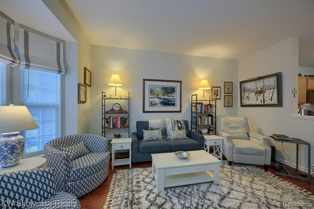 44707 GWINNETT Loop, 60, Novi, MI 48377 — Photo 5