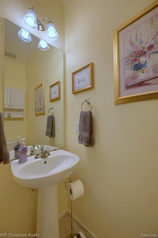44707 GWINNETT Loop, 60, Novi, MI 48377 — Photo 12