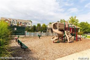 44707 GWINNETT Loop, 60, Novi, MI 48377 — Photo 19