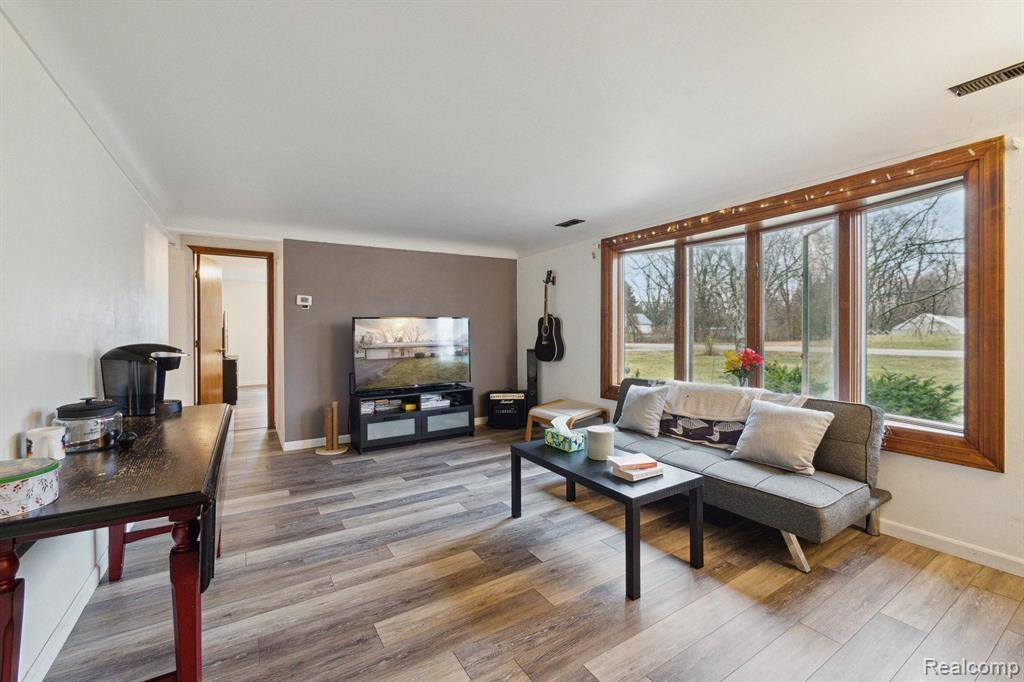 10669 EXETER Road, Carleton, MI 48117 — Photo 6