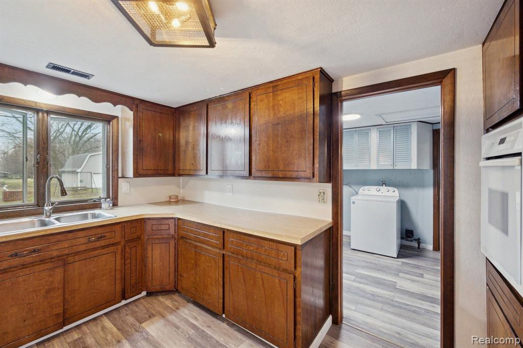 10669 EXETER Road, Carleton, MI 48117 — Photo 15