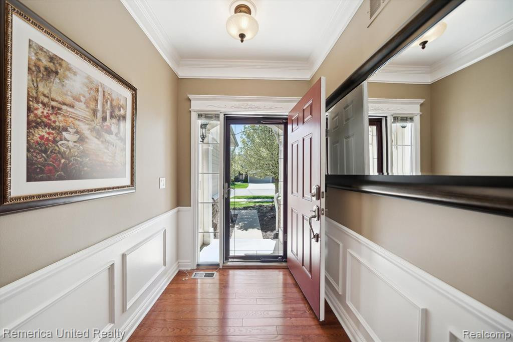 527 Acadia Court, Howell, MI 48843 — Photo 5