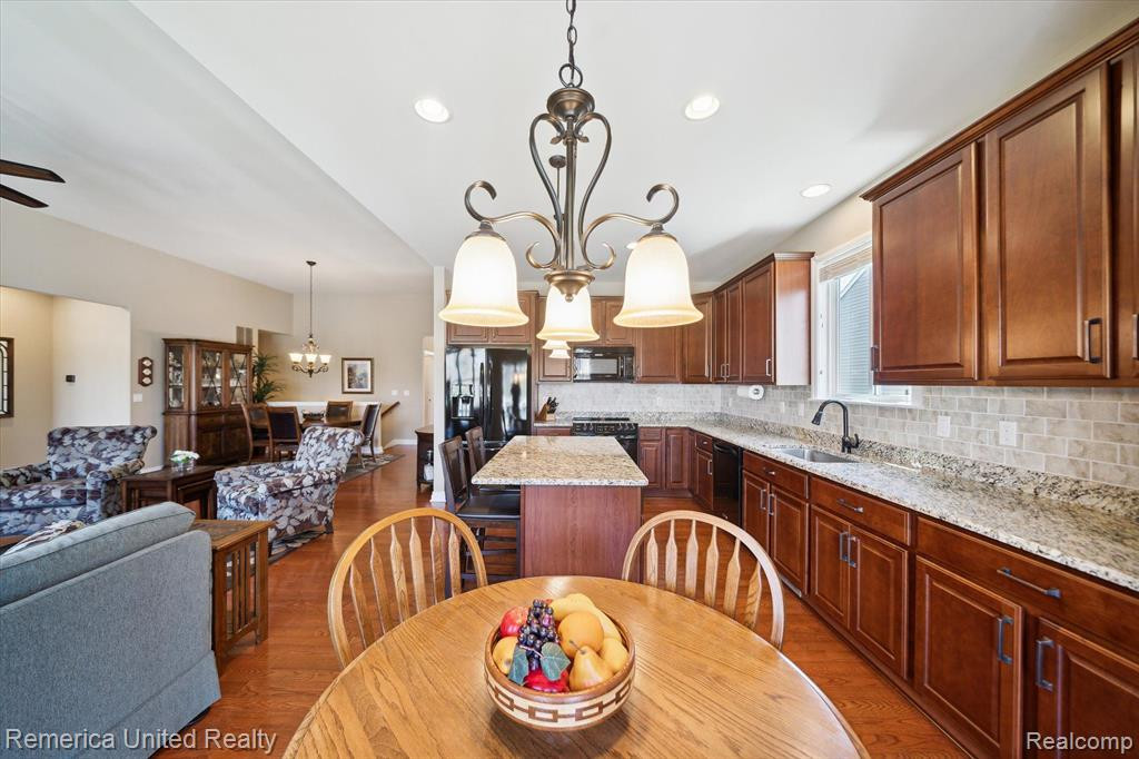 527 Acadia Court, Howell, MI 48843 — Photo 14