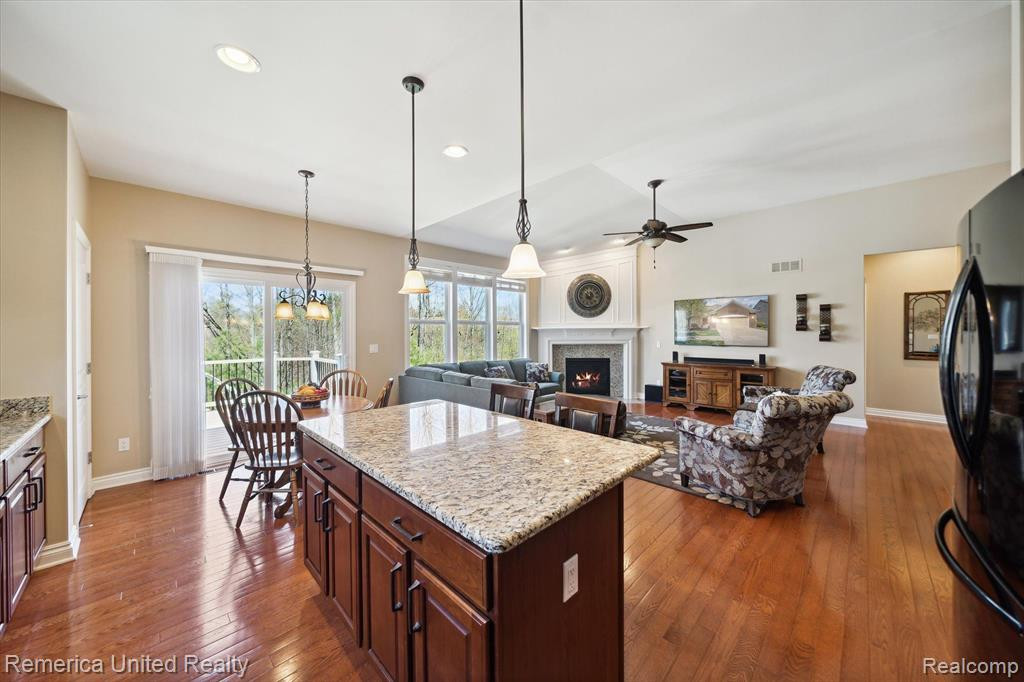 527 Acadia Court, Howell, MI 48843 — Photo 16