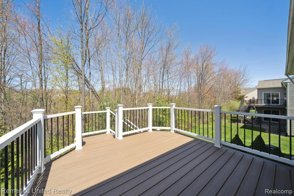 527 Acadia Court, Howell, MI 48843 — Photo 38