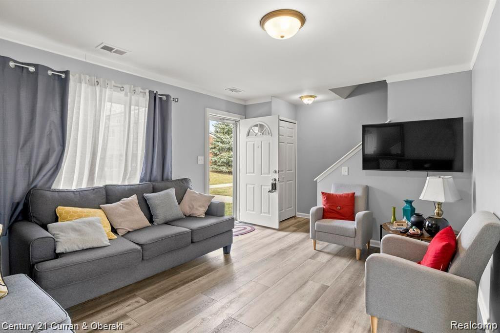8063 COVENTRY Street, Westland, MI — Photo 3