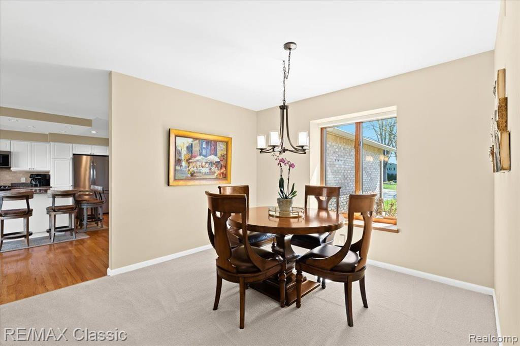 5111 SURFWOOD Drive, Commerce Twp, MI 48382 — Photo 13