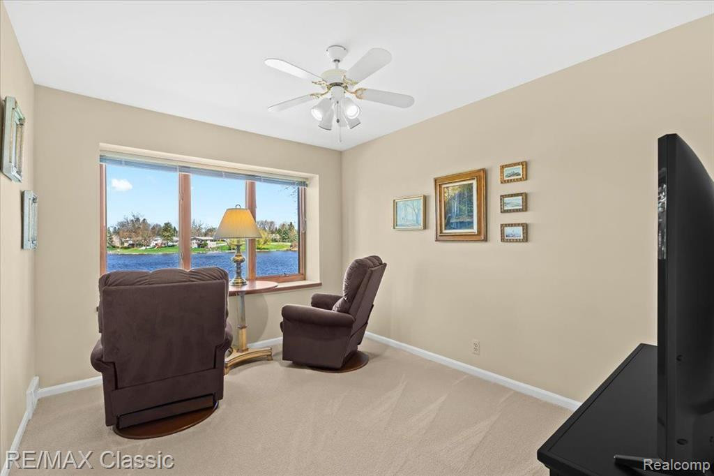 5111 SURFWOOD Drive, Commerce Twp, MI 48382 — Photo 25