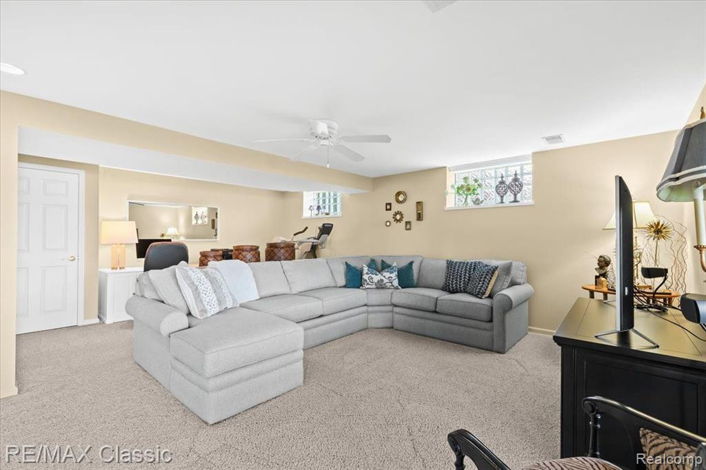 5111 SURFWOOD Drive, Commerce Twp, MI 48382 — Photo 29