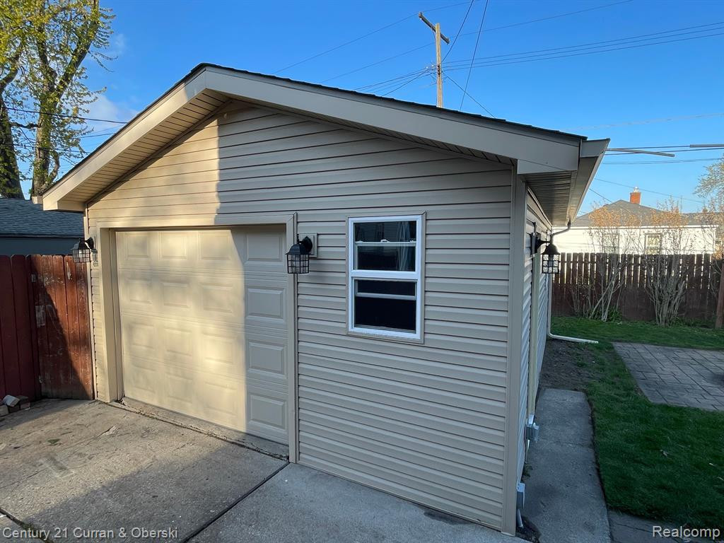 4227 LAFAYETTE Boulevard, Lincoln Park, MI 48146 — Photo 5