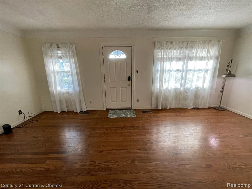 4227 LAFAYETTE Boulevard, Lincoln Park, MI 48146 — Photo 18
