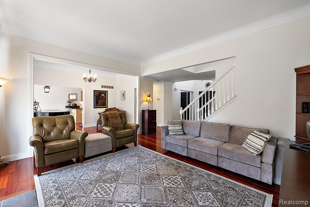 80 RIDGE FIELD Court, Oxford, MI 48371 — Photo 11