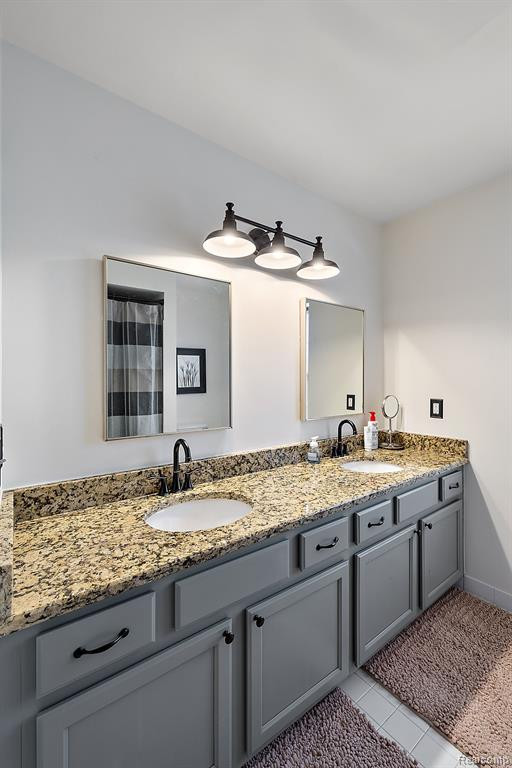 80 RIDGE FIELD Court, Oxford, MI 48371 — Photo 47