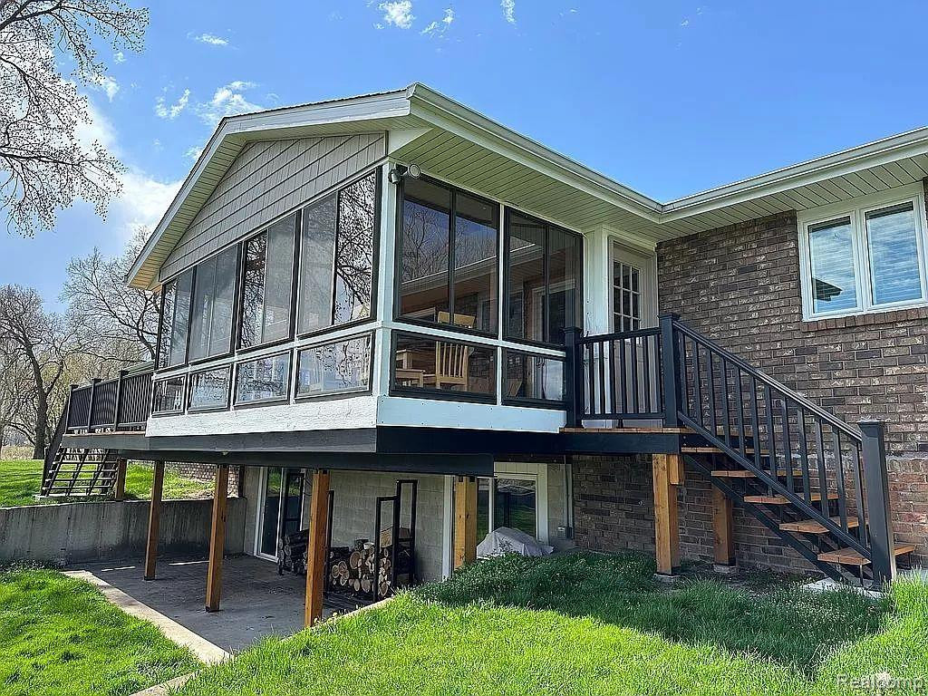 89561 Country Road 215, Decatur, MI 49045 — Photo 4