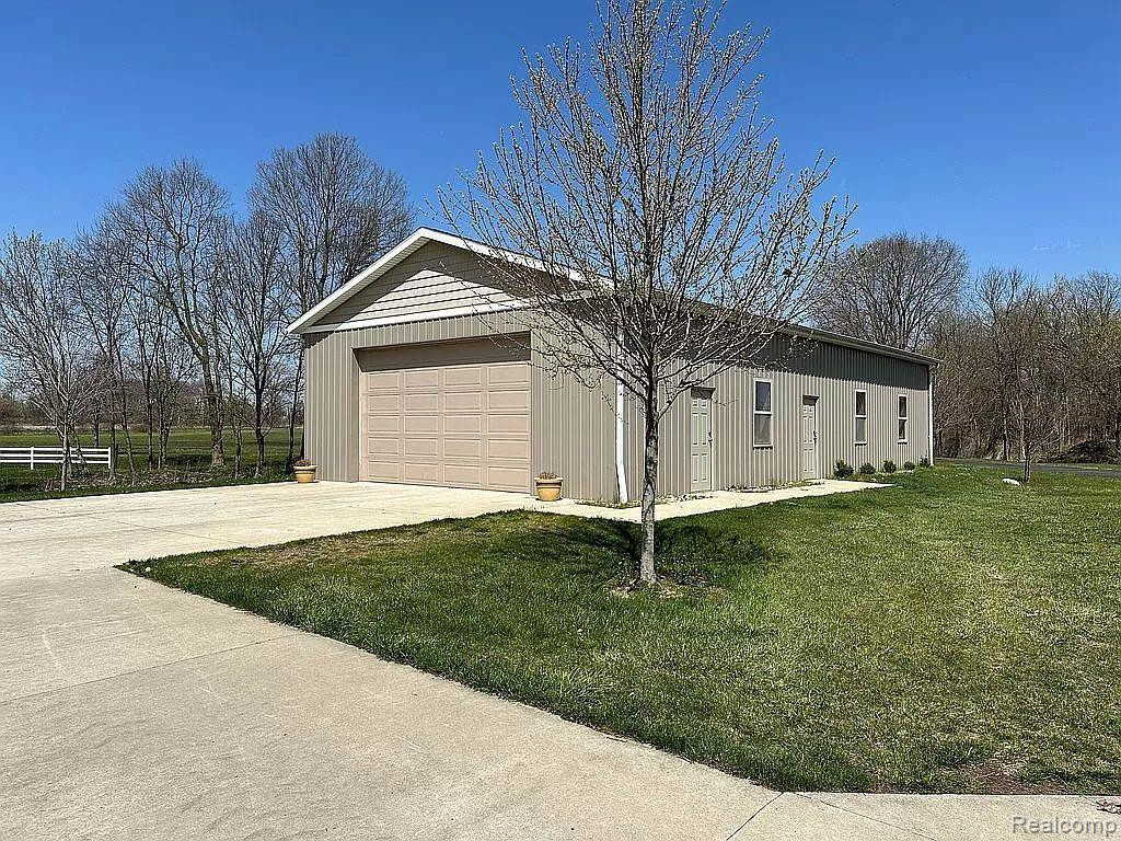 89561 Country Road 215, Decatur, MI 49045 — Photo 37