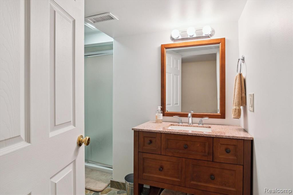 426 PRINCESS Drive, Canton, MI 48188 — Photo 41