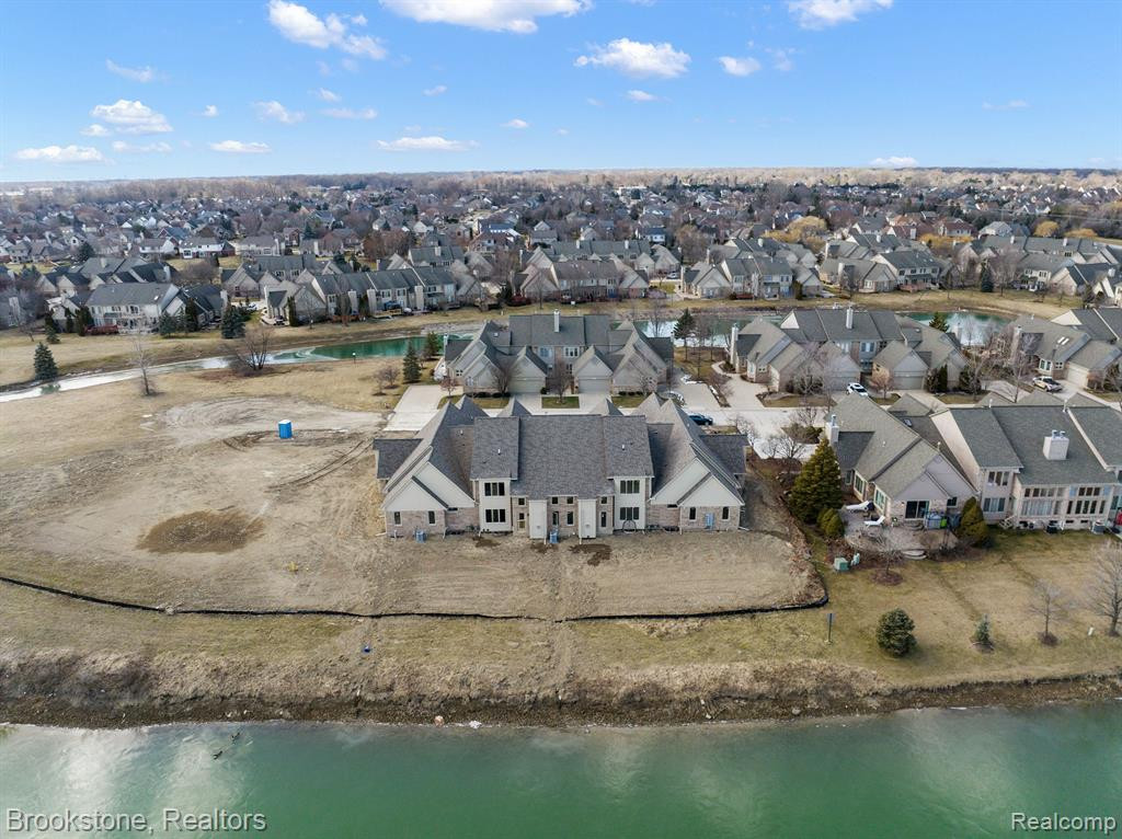 46706 Emerald Creek Drive, Shelby Twp, MI 48315 — Photo 6